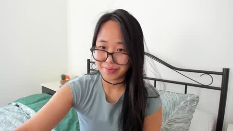Snapshot of naughtynerdygirl chatting on 02.03.25 Gigi Chu online show from 02.03.25
