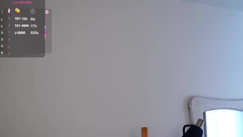 Snapshot of neldaaskins chatting on 02.15.25 Lana online show from 02.15.25