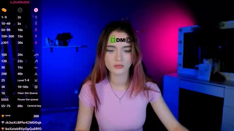 Snapshot of nelly_storm chatting on 10.04.25 nelly_storm online show from 10.04.25