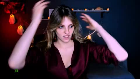 Snapshot of nelly_storm chatting on 10.24.25 nelly_storm online show from 10.24.25