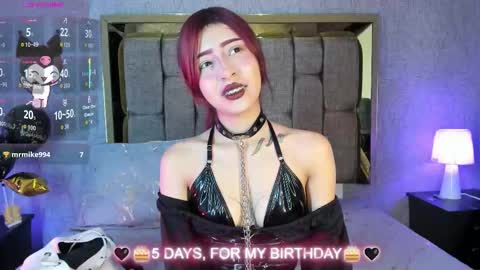 Snapshot of nemesis_castel chatting on 10.14.25 Nemesis online show from 10.14.25