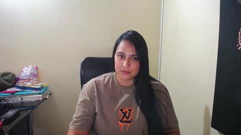 Snapshot of neny445 chatting on 12.16.24 kelly lopez online show from 12.16.24