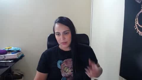 Snapshot of neny445 chatting on 02.06.25 kelly lopez online show from 02.06.25