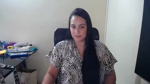 Snapshot of neny445 chatting on 02.15.25 kelly lopez online show from 02.15.25