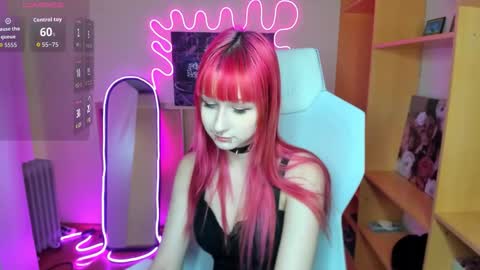 Snapshot of nessadarkk chatting on 09.18.25 Amami online show from 09.18.25