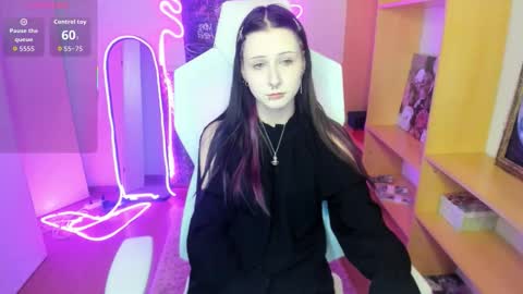 Snapshot of nessadarkk chatting on 10.15.25 Amami online show from 10.15.25