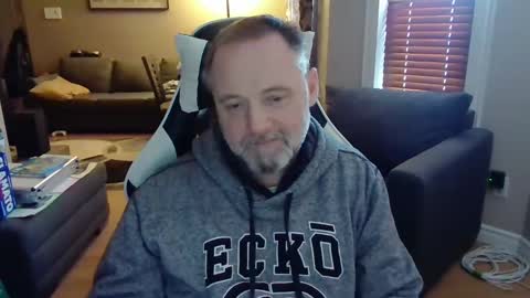 Snapshot of newvvorld chatting on 01.08.25 NewWorld online show from 01.08.25