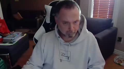 Snapshot of newvvorld chatting on 02.18.25 NewWorld online show from 02.18.25