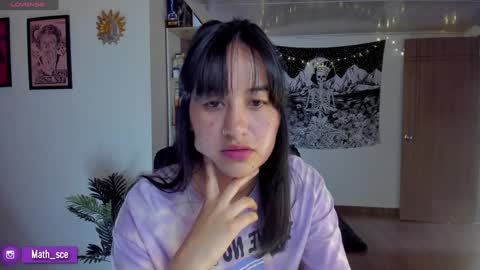 Snapshot of nia_blaze chatting on 02.04.25 Nia online show from 02.04.25