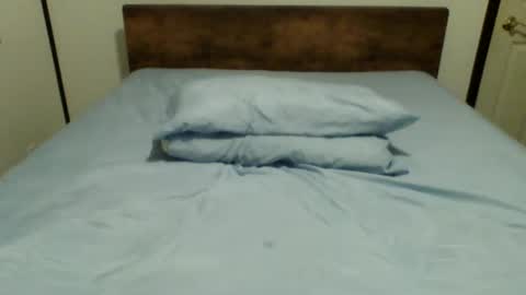 Snapshot of nicedickguy98 chatting on 01.21.25 Ava Angel online show from 01.21.25