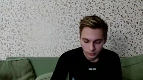 Snapshot of nicksuper8 chatting on 12.07.24 Nick online show from 12.07.24