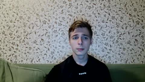 Snapshot of nicksuper8 chatting on 12.23.24 Nick online show from 12.23.24