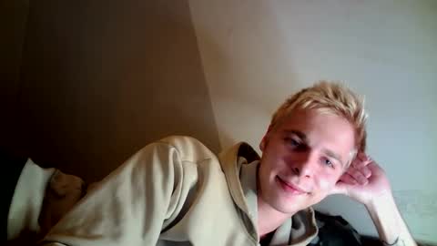 Snapshot of nicksuper8 chatting on 10.30.25 Nick online show from 10.30.25