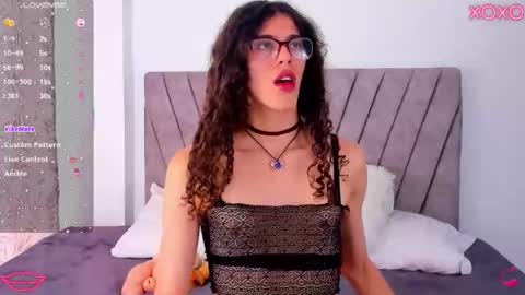 Snapshot of nico_gonzalez chatting on 10.10.25 nico_gonzalez online show from 10.10.25