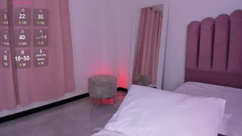 Snapshot of nicole_baker69 chatting on 02.12.25 Hi Im Ana FOLLOW ME ON IG Analee online show from 02.12.25