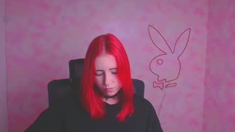 Snapshot of nicole_jasmine chatting on 11.14.25 Nicole online show from 11.14.25