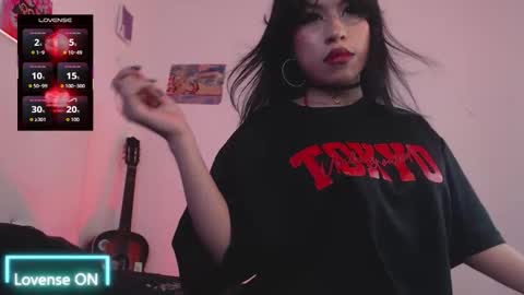 Snapshot of nicolet666lee chatting on 11.16.25 Cyber Lee online show from 11.16.25