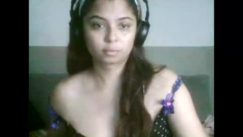 NicollGreen online show from 09.25.25