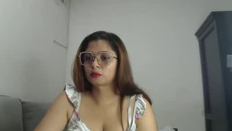 NicollGreen online show from 09.27.25