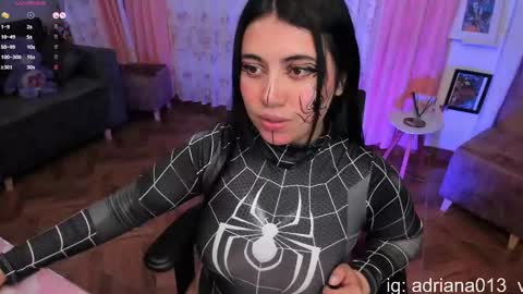 Snapshot of nidrii_07 chatting on 11.01.25      900   300   online show from 11.01.25