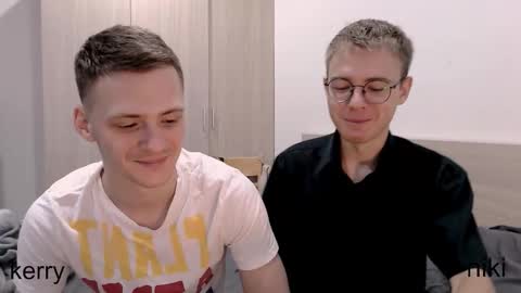 Snapshot of nikikerry_cum_ chatting on 10.30.25 nikikerry_cum_ online show from 10.30.25