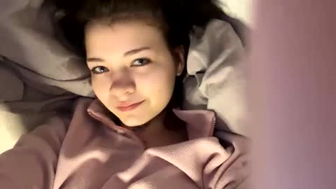 Snapshot of nikoli_naw chatting on 02.22.25 nikoli_naw online show from 02.22.25