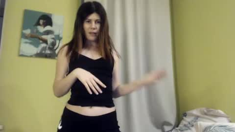 Snapshot of nikoltravel chatting on 02.06.25 Nikol online show from 02.06.25