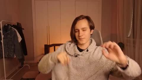 Snapshot of nikompell chatting on 03.09.25 niko online show from 03.09.25