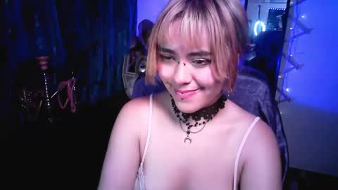 NIina Mon online show from 09.24.25