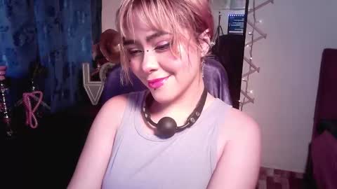 NIina Mon online show from 10.01.25