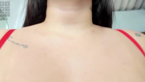 Snapshot of noa_perez9 chatting on 12.19.24 noa_perez9 online show from 12.19.24
