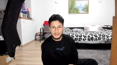 Snapshot of noah_happy07 chatting on 12.18.24 Noah online show from 12.18.24