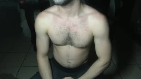 Snapshot of nobudget06 chatting on 01.10.25 nobudget06 online show from 01.10.25