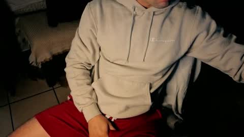 Snapshot of nobudget06 chatting on 11.03.25 nobudget06 online show from 11.03.25