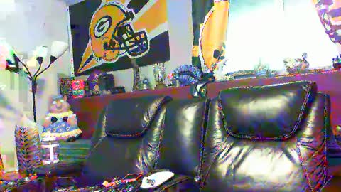 Snapshot of nodak808 chatting on 09.24.25 Jonny Coxman online show from 09.24.25