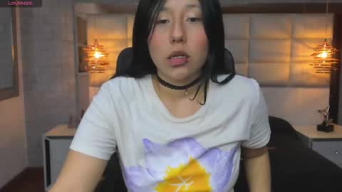 Snapshot of nohemi_louse chatting on 09.27.25 Nohemi online show from 09.27.25