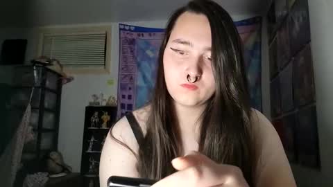 Snapshot of nonbinarybeauty20 chatting on 03.04.25 nonbinarybeauty20 online show from 03.04.25