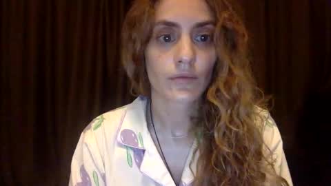 Snapshot of norablues chatting on 09.17.25 norablues online show from 09.17.25