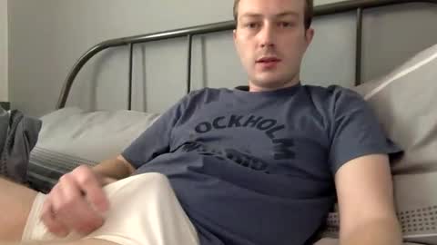 Snapshot of norfolkboy18 chatting on 02.06.25 Ollie online show from 02.06.25