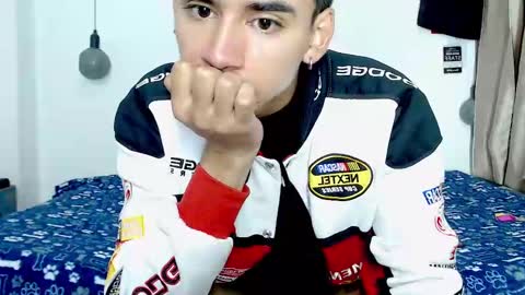 Snapshot of nova740338 chatting on 02.12.25 Nova online show from 02.12.25