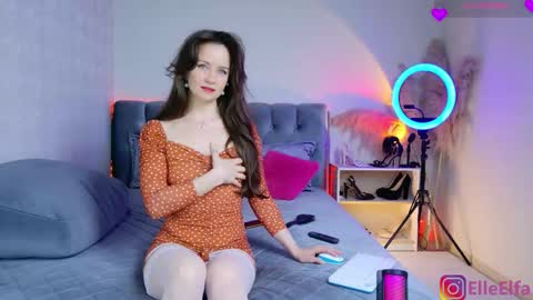 Snapshot of nudeella chatting on 10.03.25 ElfaElle Im online .Wednesday Thursday Friday Saturday Sunday from 10pm to 2am  GMT3 online show from 10.03.25