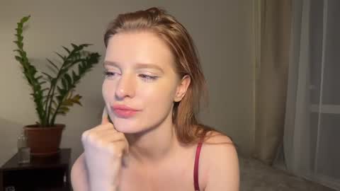 Snapshot of nura_foxx chatting on 03.09.25 nura_foxx online show from 03.09.25