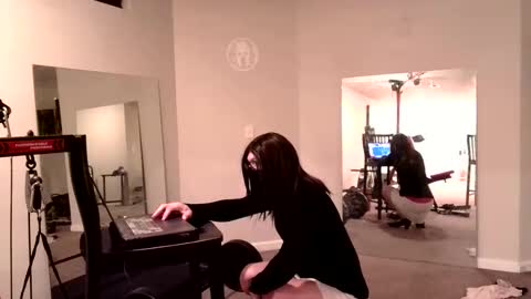 Snapshot of obedientsissycuck chatting on 11.18.25 obedientsissycuck online show from 11.18.25