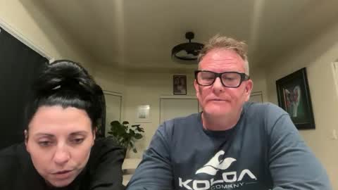 Snapshot of obsidianheartsx chatting on 10.15.25 SimplyUs online show from 10.15.25