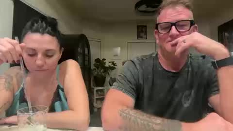 Snapshot of obsidianheartsx chatting on 10.18.25 SimplyUs online show from 10.18.25