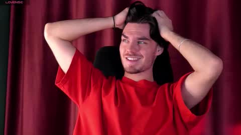 Snapshot of oceanheat chatting on 10.25.25 OceanHeart online show from 10.25.25