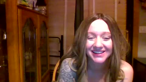Luna online show from 01.24.25