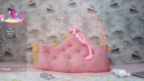 Snapshot of ohdaisy1 chatting on 09.11.25 Nina online show from 09.11.25