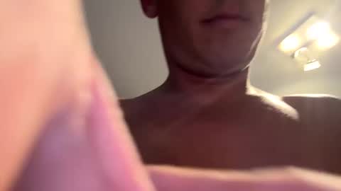 Snapshot of ohja87 chatting on 12.24.24 ohja87 online show from 12.24.24