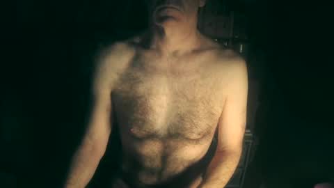 Snapshot of oldhairybastard chatting on 01.06.25 oldhairybastard online show from 01.06.25